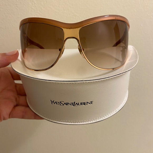 YSL SUNGLASSES - Picture 2 of 3